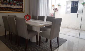 Imagem 3: Casa ampla com salões comercias