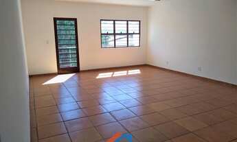 Imagem 2: Bela sala comercial em excelente localização