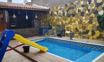 Imagem 3: Casa Padrão, 4 dormitórios na Rua Barão De Paranapiacaba