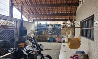 Imagem 7: Casa Padrão, 4 dormitórios na Rua Barão De Paranapiacaba