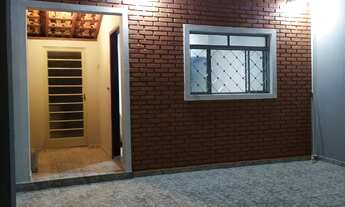 Imagem 2: Casa à venda com 2 quartos, 1 suíte, 103m2, Bosque dos Eucaliptos, São José dos Campos-SP