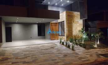 Imagem: Casa à venda no bairro Cond. Golden park