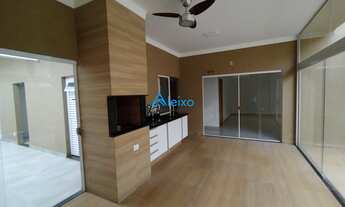 Imagem: Casa à venda no bairro Condomínio Village