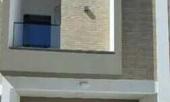 Imagem: Casa Padrão - Sobrado Central Parque