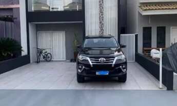 Imagem: Casa à venda no bairro Horto Florestal