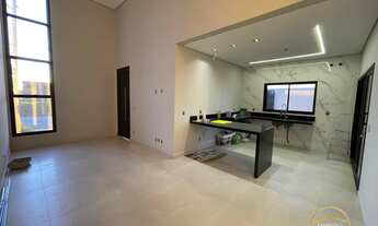 Imagem 4: Casa com Piscina em Condomínio