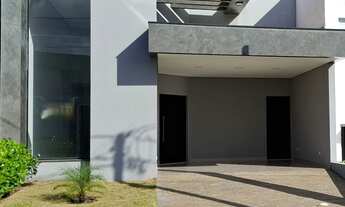 Imagem: Casa Alto Padrão a venda em Condomínio