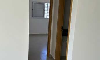 Imagem 5: ???? **Apartamento Novo com 2 Dormitórios e Piscina: Modernidade e Conforto em um Prédio R