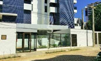 Imagem 2: Apartamento com armários com 3 suítes