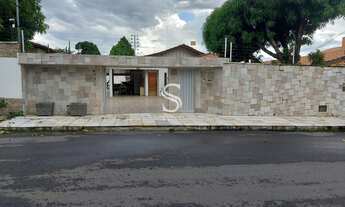 Imagem: Casa à venda no bairro Ininga - Teresina/PI