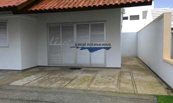 Imagem 2: Apartamento Padrão para Aluguel em Jurerê Internacional Florianópolis-SC