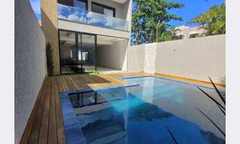 Imagem 2: Casa Triplex em Centro, Pontal do Paraná/PR