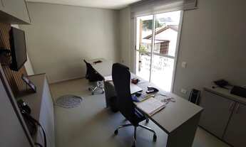 Imagem 4: Sobrado, 3 dormitórios, 1 suítes, 2 banheiro, 2 vagas na garagem, 155M² de Área Construída