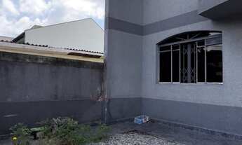 Imagem 2: Sobrado à venda no bairro Fazendinha - Curitiba/PR