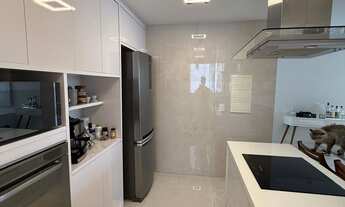 Imagem 2: Apartamento Porteira Fechada Praia da Costa Reformado 120m²