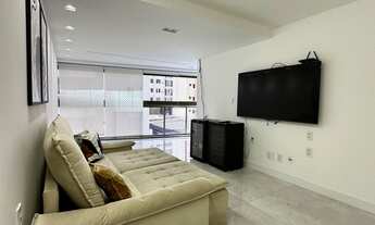 Imagem 4: Apartamento com 4 dormitórios (2 suítes) 2 vagas de garagem na quadra do mar. Lazer na cob