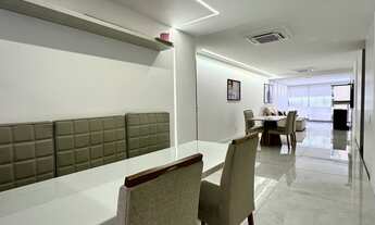 Imagem 7: Apartamento com 4 dormitórios (2 suítes) 2 vagas de garagem na quadra do mar. Lazer na cob