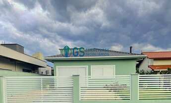 Imagem: Casa em terreno individual cercada de (360,00m²)