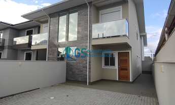 Imagem: Amplo sobrado com 03 quartos, sendo 01 suíte