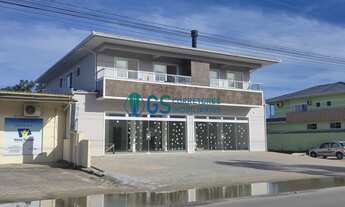 Imagem: Amplos Apartamentos superiores com 02 quartos