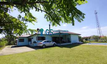 Imagem 2: Casa à venda com piscina, 06 demi-suítes em amplo terreno com + de 1200m² a 350m da Praia