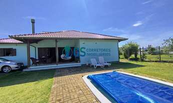 Imagem 3: Casa à venda com piscina, 06 demi-suítes em amplo terreno com + de 1200m² a 350m da Praia