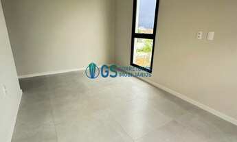 Imagem 6: Apartamentos superiores e térreos com 3 quartos, sendo 1 suíte a 200m da Praia do Sonho e