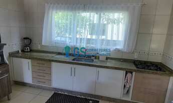 Imagem 6: Ampla casa Duplex com 6 quartos e 4 banheiros em excelente localização no centrinho da Pin