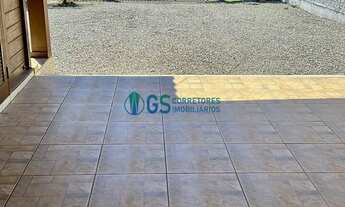 Imagem 4: Casa de madeira com 3 quartos, mobiliada e com piscina à venda na Praia da Pinheira! Aceit