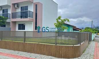 Imagem 4: Sobrado de 2 quartos com amplo terreno privativo a poucos metros da Praia do Sonho em Palh