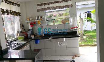 Imagem 5: Casa de Alvenaria Semi-Mobiliada em Localização Privilegiada em São José/SC, com 3 Quar