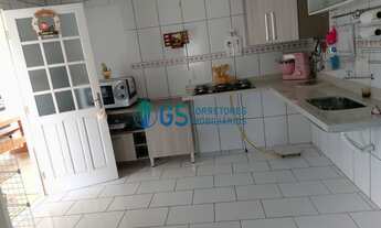 Imagem 6: Casa de Alvenaria Semi-Mobiliada em Localização Privilegiada em São José/SC, com 3 Quar