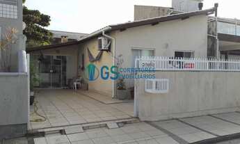 Imagem: Ampla casa de 80m² c/ 2 quartos 2 vagas