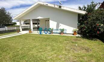 Imagem: Casa à 50 metros do mar na Ponta do Papagaio