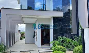 Imagem: Sobrado com 04 quartos e piscina na Praia