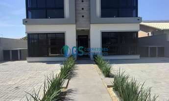 Imagem 2: Amplos apartamentos com 02 quartos, sendo 1 suíte e garagem com excelente localização na P