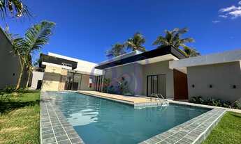 Imagem: Belíssima casa no Porto das Dunas com piscina