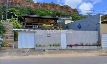 Imagem: Casa - 2 Quartos - 1 Suíte - 200 m²