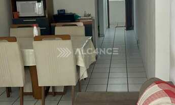 Imagem: Apto - 3 Quartos - 1 Suíte - 75 m² - Bessa