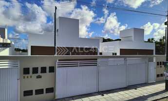 Imagem: Casa - 2 Quartos - 1 Suíte - 62 m² - Gramame