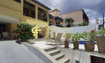 Imagem 2: Casa com 5 Quartos (3 Suítes) — 300 m² — R$ 1.500.000,00 - Jardim Armação