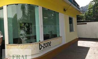 Imagem: Casa linear no bairro Pe Pequeno em Niterói-RJ