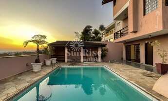 Imagem: Casa com 4 quartos à venda, 526m² - R$2.250.000