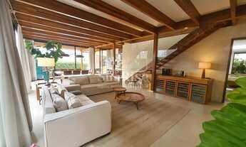 Imagem: Casa á venda mobiliada com 4 suítes