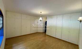 Imagem 4: Casa de alto padrão à venda com 1.120m² de terreno - 3 quartos e 4 vagas - 332,50 m² AC po