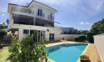 Imagem: Casa à venda Aldeia da Serra com 4 quartos