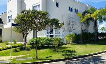 Imagem: Casa à venda com 3 quartos em Alphaville