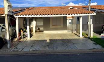 Imagem: Casa com 3 quartos em condomínio fechado