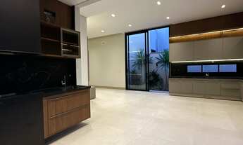 Imagem 3: Casa Térrea com 3 suítes á venda no bairro Jardim Itália, Cuiabá-MT