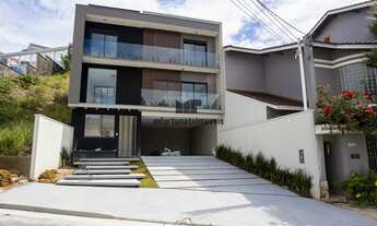 Imagem: Sobrado Alto Padrão - Parque Espacial